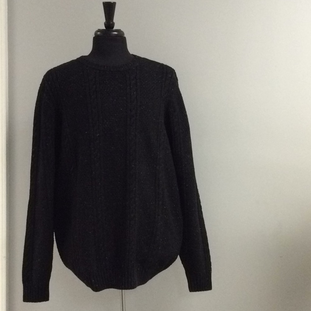 Men’s Duluth Trading Co wool Cable knit sweater